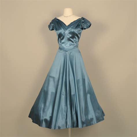 1940s style evening dresses uk.